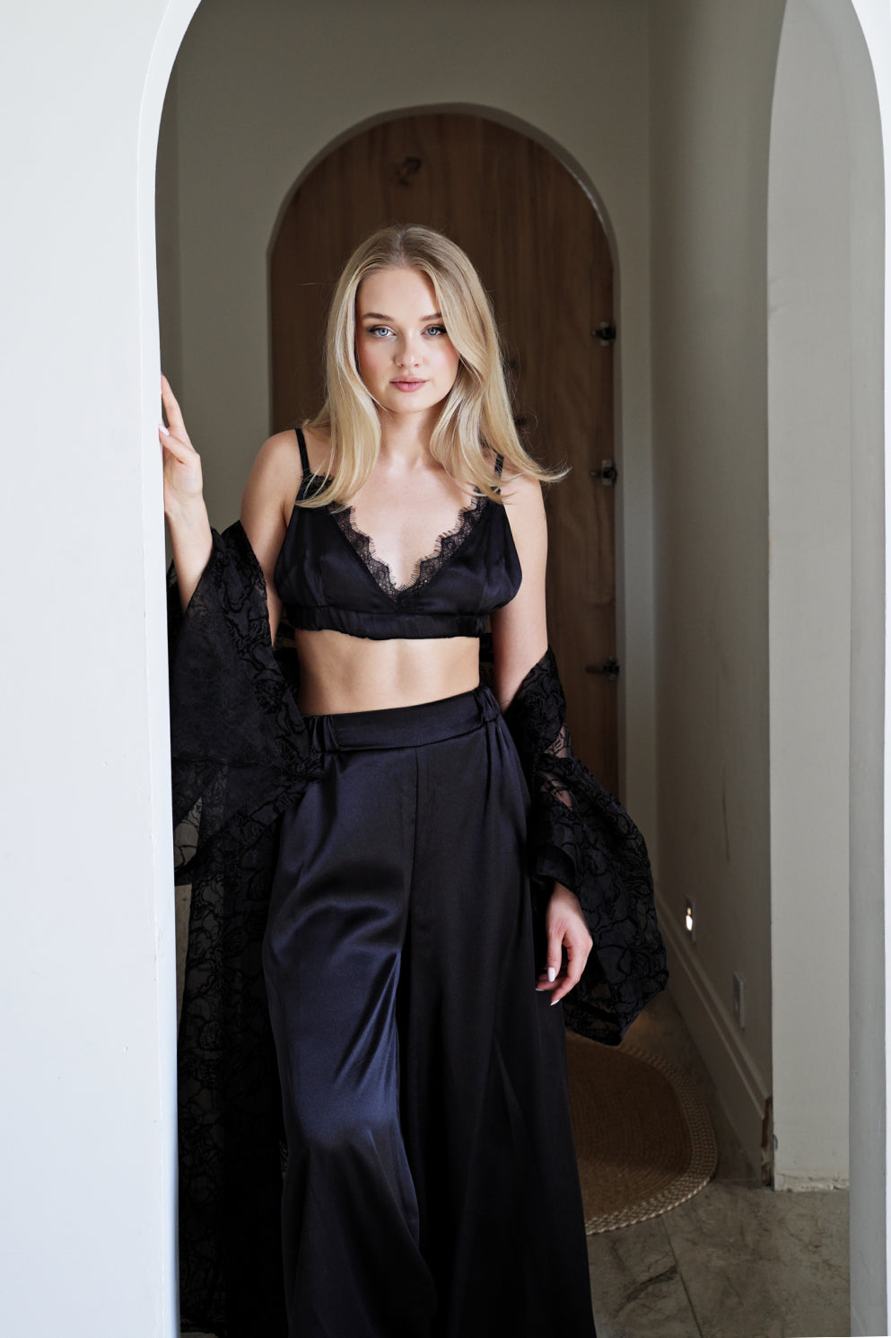 SİYAH SATEN BRALET-PANTOLON TAKIM