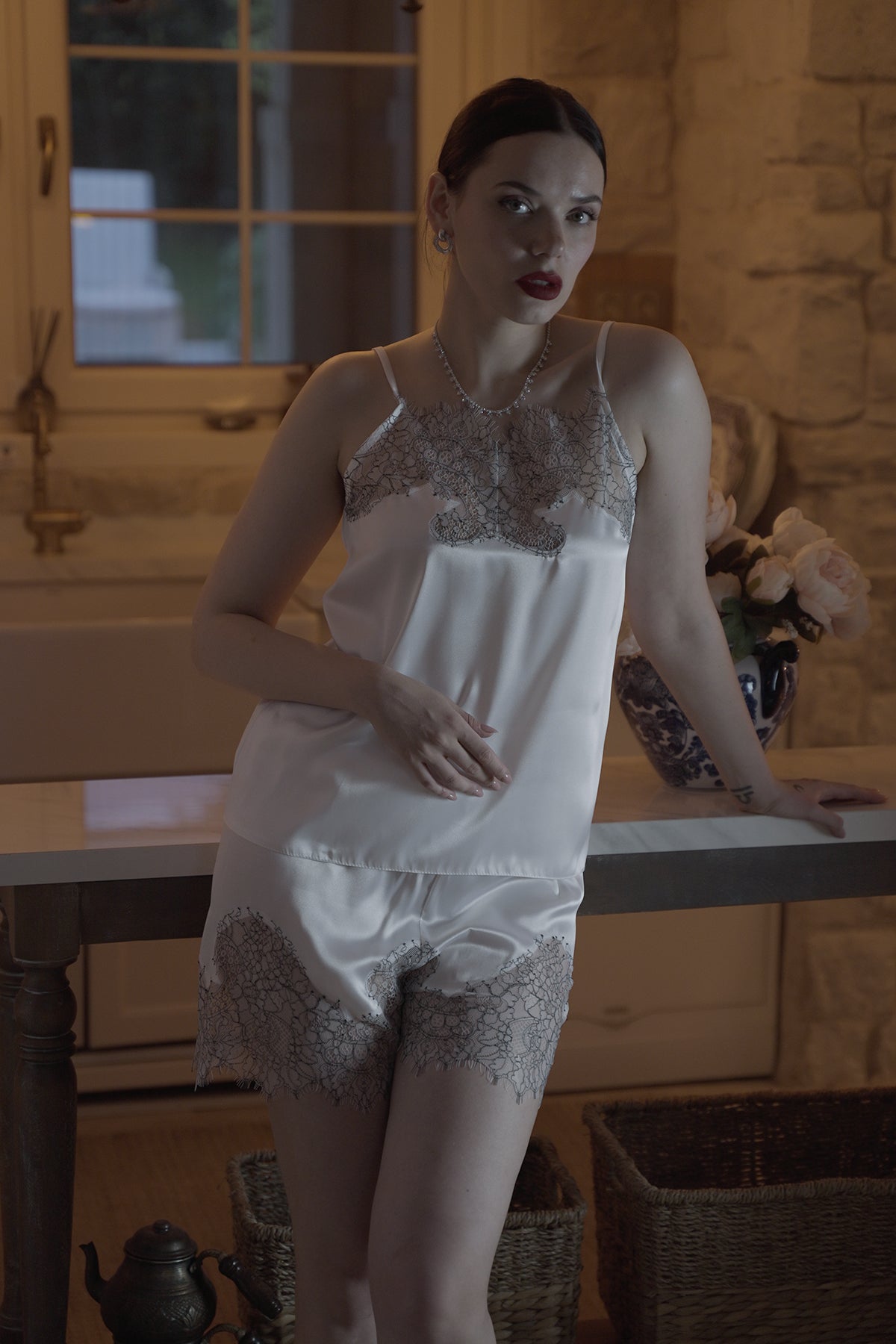 WHITE FRENCH DANCED SHIRT PIJAMA TEAM