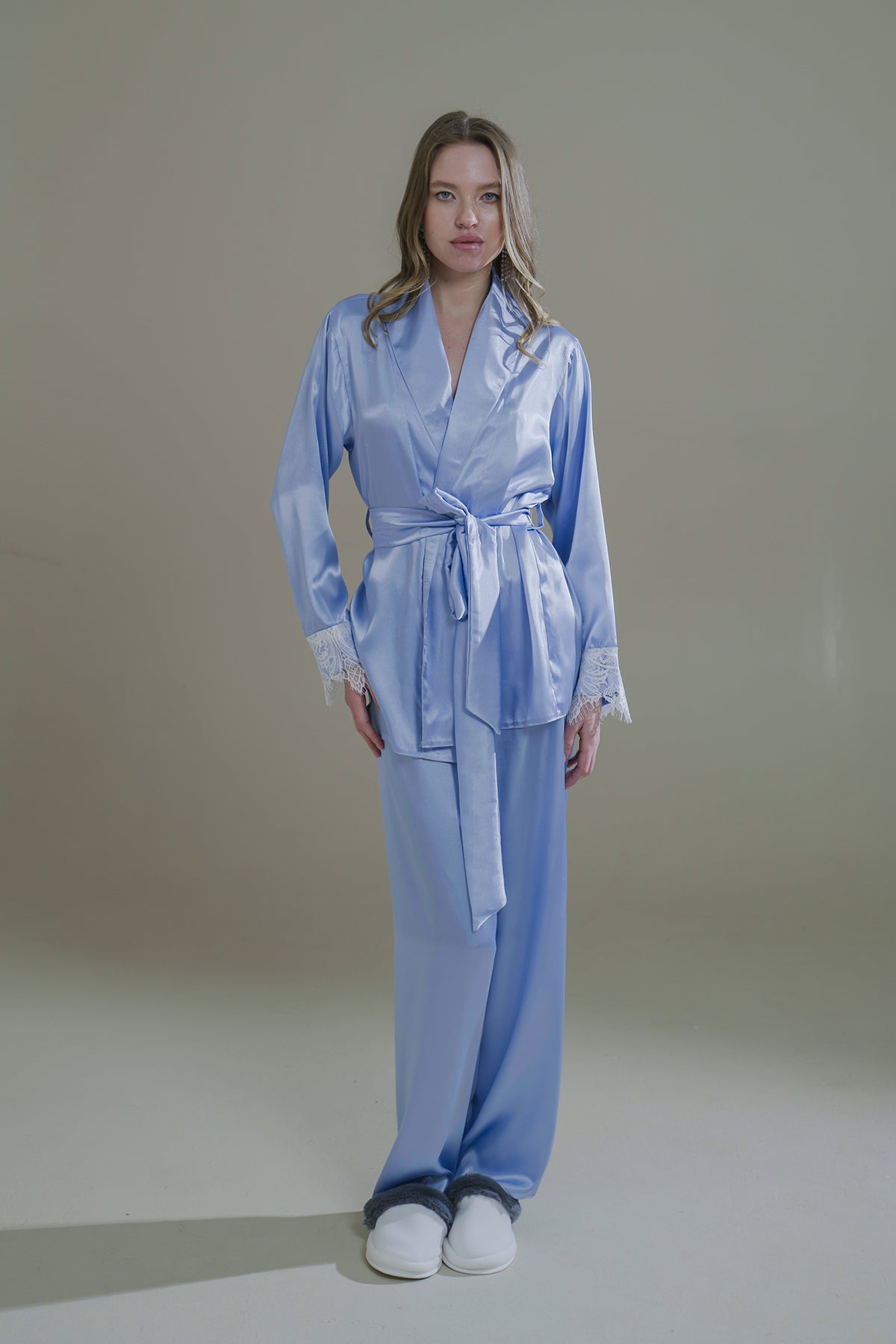 BUZ MAVİ SATEN ŞAL YAKA KİMONO-PANTOLON TAKIM