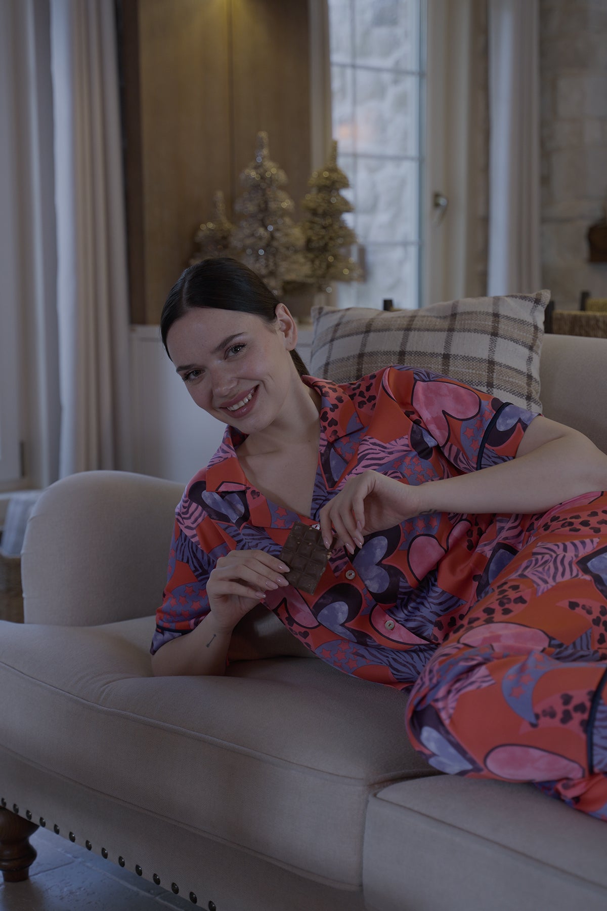 KALP DESENLİ SATEN GÖMLEKLİ PİJAMA TAKIMI