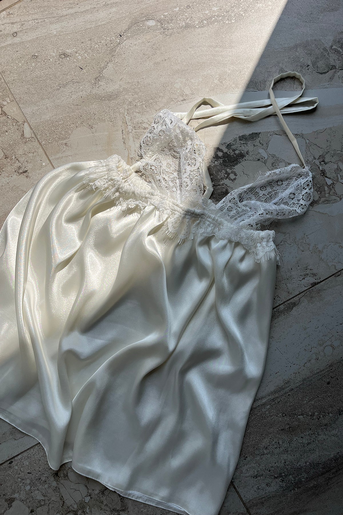 EKRU SATEN DANTELLİ BABYDOLL