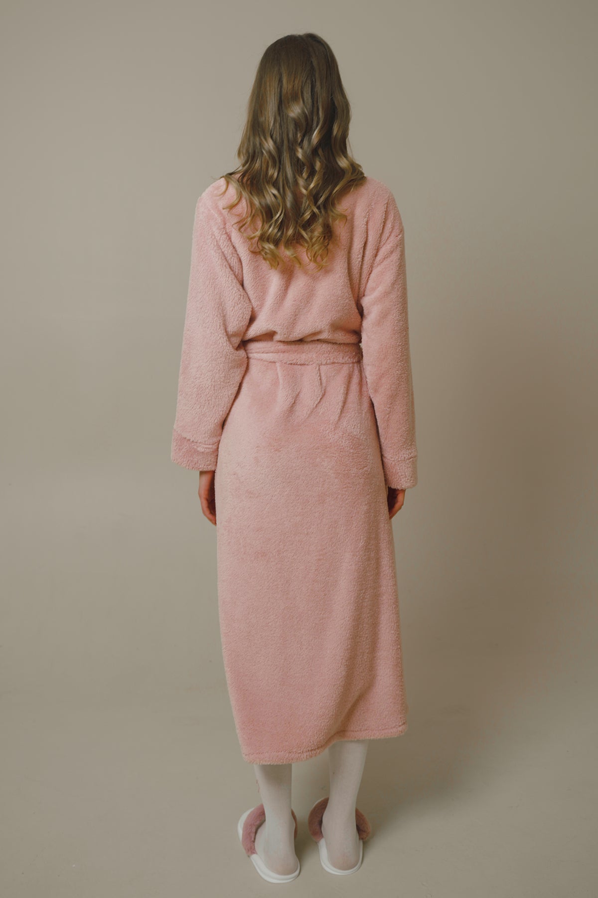 PEMBE RENK ŞAL YAKA PELUŞ SABAHLIK