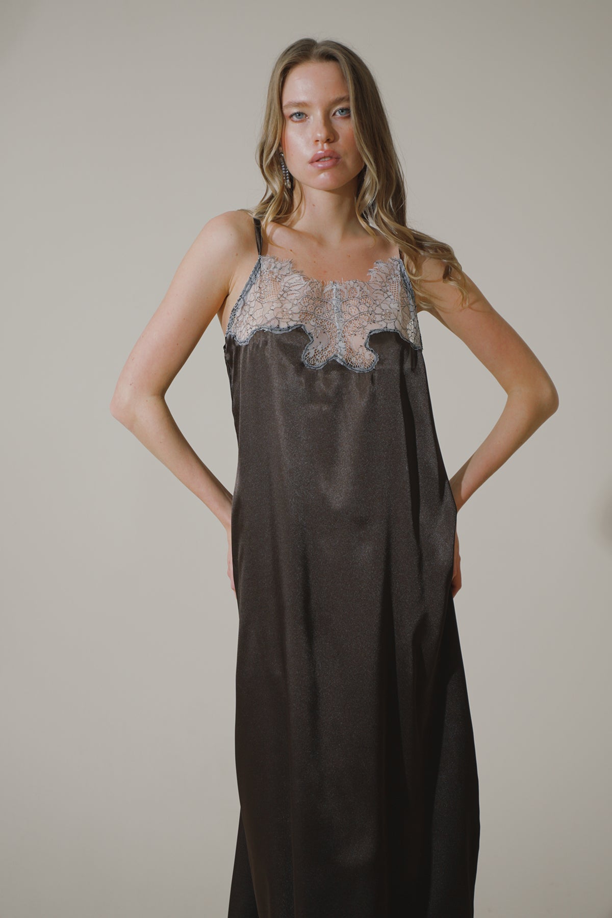 ACI KAHVE SATEN FRANSIZ DANTELLİ GECELİK