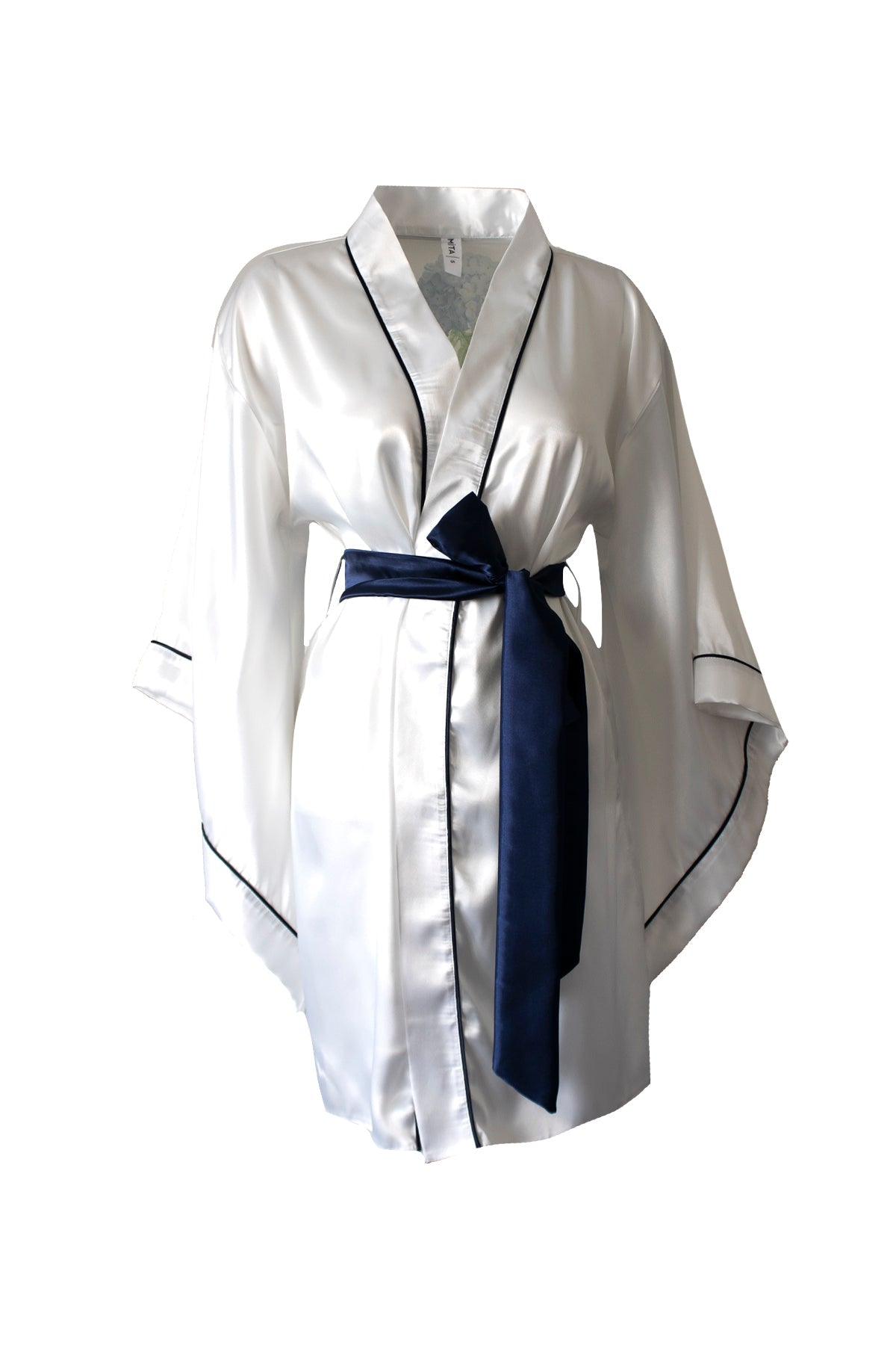 BEYAZ YARASA KOL LACİVERT BİYELİ KİMONO