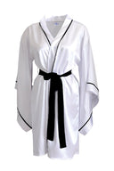 WHITE BAT ARM BLACK BAIL KIMONO