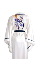 BEYAZ YARASA KOL LACİVERT BİYELİ KİMONO