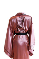 GÜL KURUSU YARASA KOL SİYAH BİYELİ KİMONO