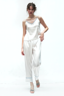 BEYAZ MAVİ BİYELİ SATEN ASKILI PİJAMA TAKIMI