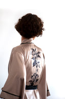 SÜTLÜ KAHVE SİYAH BİYELİ YARASA KOL KİMONO