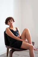 BLACK-SELLING BUTTON DANCELLOR