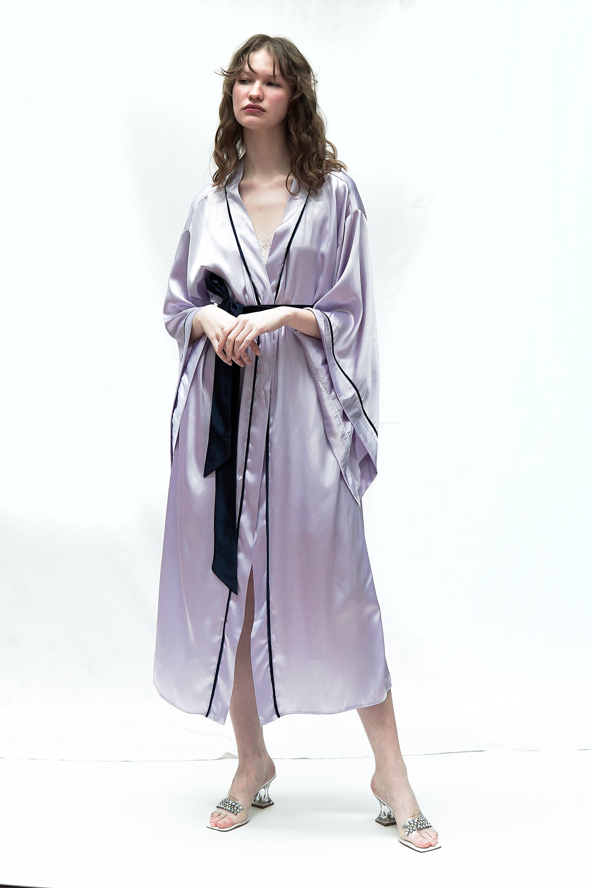 LILA COLOR BAT KIMONO