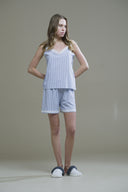 ÇİZGİLİ GOFRE KUMAŞ FİSTO DETAYLI ASKILI-ŞORTLU TAKIM