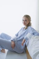 MAVİ RENK GOFRE KUMAŞ DEVE KUŞU TÜYLÜ PİJAMA TAKIMI