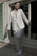 BEYAZ SATEN BAĞLAMALI GÖMLEKLİ PİJAMA TAKIMI