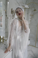 BEYAZ RENK DANTELLİ YARASA KOL KİMONO