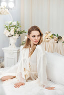 EKRU FRANSIZ DANTELLİ YARASA KOL SATEN KİMONO