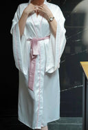 Beyaz Yarasa Kol Pudra Biyeli Kimono · Tasarım 2