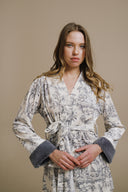 GRİ KADİFE PELUŞ DETAYLI KİMONO-PANTOLON TAKIM