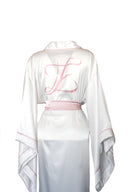 BEYAZ YARASA KOL PUDRA BİYELİ KİMONO