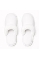 BEYAZ PELUŞLU HAVLU TERLİK