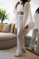 BEYAZ SATEN DEVE KUŞU TÜYLÜ 3'LÜ TAKIM